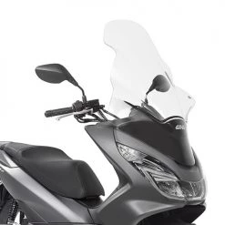 GIVI D1130ST Cupolino Specifico Trasparente 81 X 55 Cm