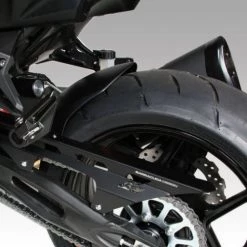 Parafango Posteriore Barracuda KN107 In Abs Nero Opaco E Copricatena In Alluminio Nero Per Kawasaki