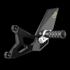 Pedane Regolabili LighTech FTRMV003 Con Poggiapiede Fisso MV Agusta