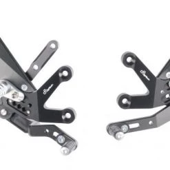 Pedane Regolabili Lightech FTRSU003 Con Poggia Piedi Fissi Per SUZUKI