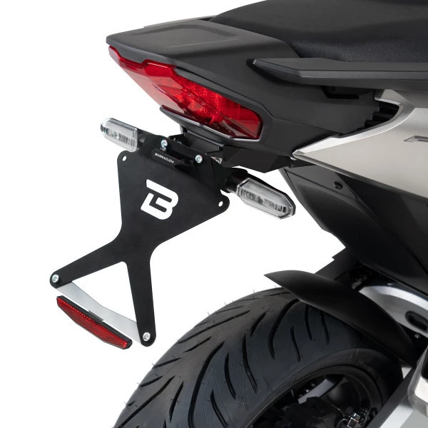 Portatarga Barracuda HF7104221 Specifico Per Frecce Originali Per Honda 1 Portatarga Barracuda HF7104221 Specifico Per Frecce Originali Per Honda