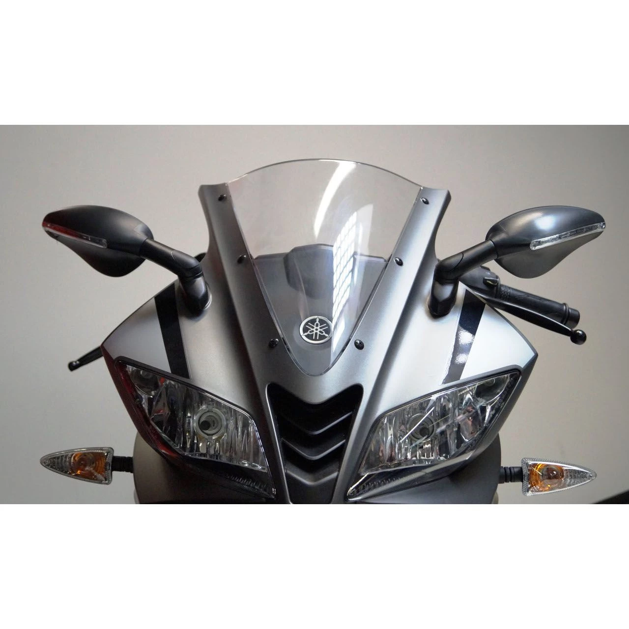 Specchio Retrovisore Sinistro FAR 7037 Omologato Con Led Attacco A Carena Nero 2 Specchio Retrovisore Sinistro FAR 7037 Omologato Con Led Attacco A Carena Nero - immagine 2